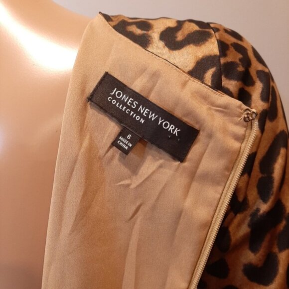 Jones New York Leopard Shift Dress Silky 3/4 Sleeve Zip Shoulder Womens Size 6 - Picture 9 of 12